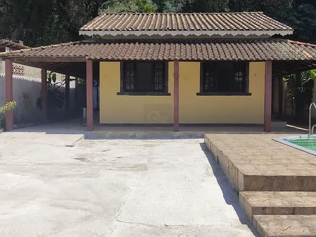 Casa com 360m² 2 quartos e 1 banheiro, à venda ou para alugar, no bairro Chácaras de Inoã (Inoã) em Maricá