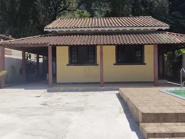 Casa com 360m² 2 quartos e 1 banheiro, à venda ou para alugar, no bairro Chácaras de Inoã (Inoã) em Maricá