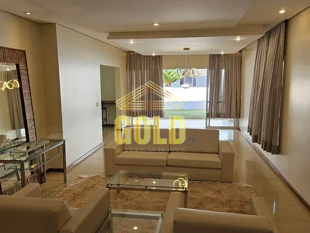 Casa com 700m² 4 quartos e 2 banheiros, à venda, no bairro Recanto do Pitanguá em Londrina
