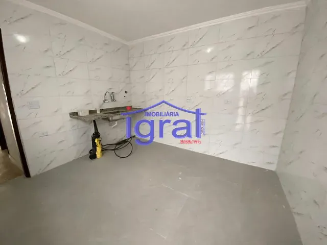 Casa 2 quartos e 1 banheiro, para alugar, no bairro Vila Guarani (Z Sul) em São Paulo