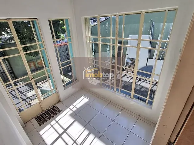 Casa com 325m² 4 quartos e 3 banheiros, à venda, no bairro Bosque da Saúde em São Paulo