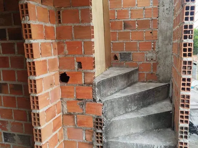 Casa 2 quartos e 2 banheiros, à venda, no bairro Nossa Senhora de Fátima em Paulo Afonso