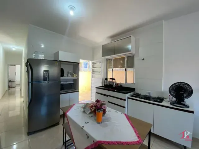 Casa 2 quartos e 2 banheiros, à venda, no bairro Sabaúna em Itanhaém