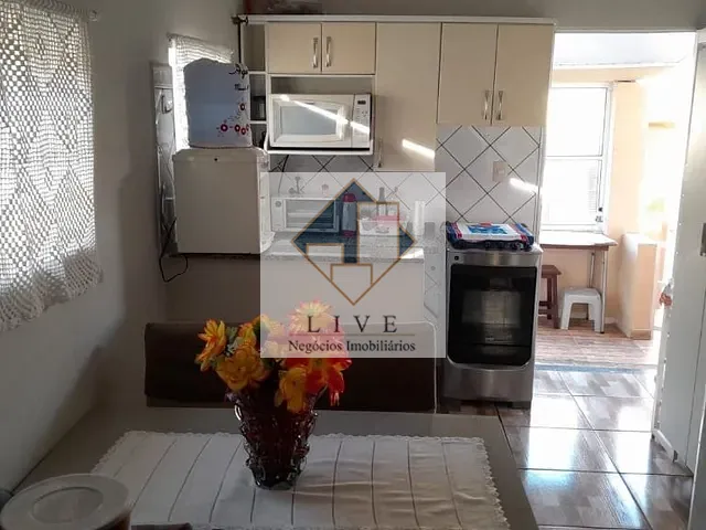 Casa com 300m² 2 quartos e 2 banheiros, à venda, no bairro Vila Pompéia em Campinas