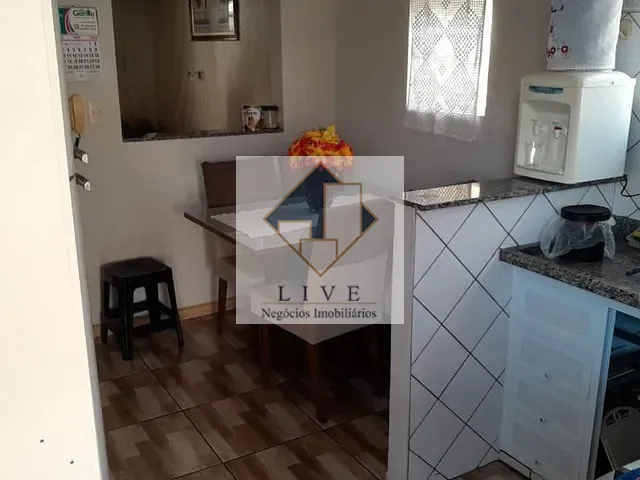 Casa com 300m² 2 quartos e 2 banheiros, à venda, no bairro Vila Pompéia em Campinas