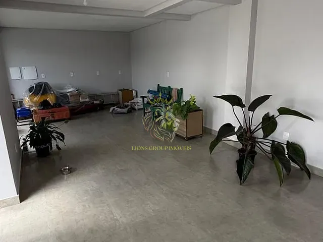 Casa com 300m² 3 quartos e 3 banheiros, à venda, no bairro Areias em Camboriú