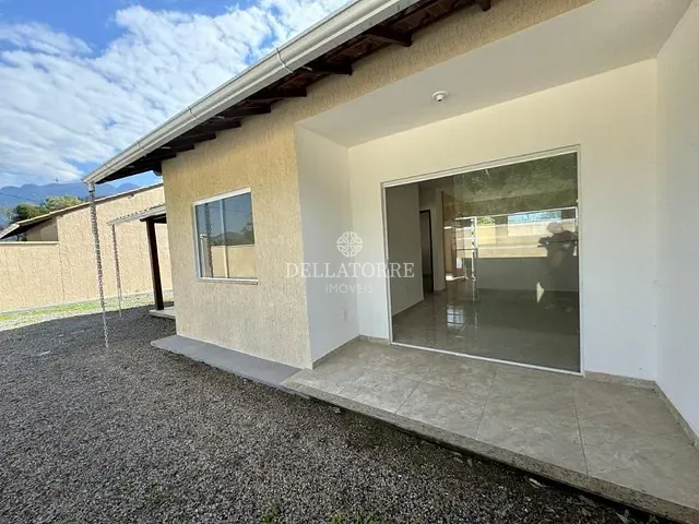 Casa com 195m² 2 quartos e 2 banheiros, à venda, no bairro Cutia em Guapimirim