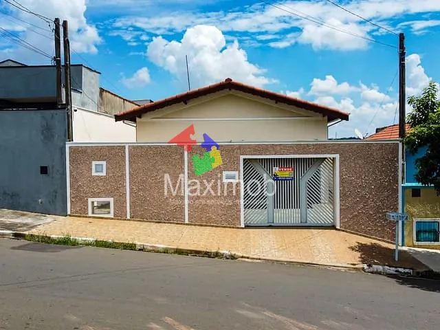 Casa com 200m² 2 quartos e 1 banheiro, à venda, no bairro Vila Penha do Rio do Peixe em Itapira
