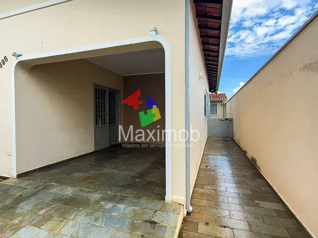 Casa com 200m² 2 quartos e 1 banheiro, à venda, no bairro Vila Penha do Rio do Peixe em Itapira