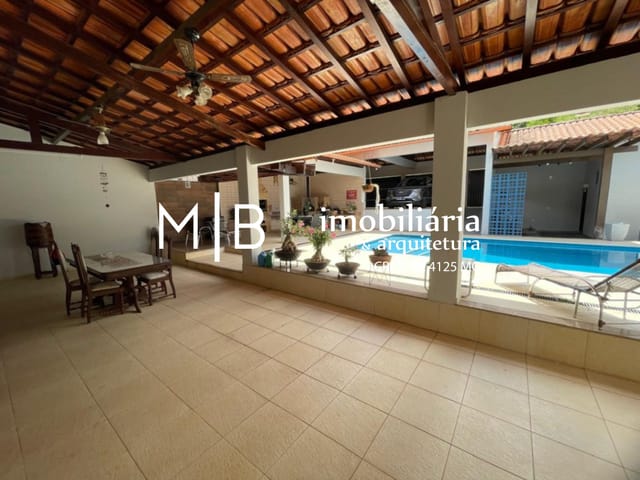 Casa com 600m² 4 quartos e 5 banheiros, à venda, no bairro JARDIM SANTA CRISTINA em CATAGUASES