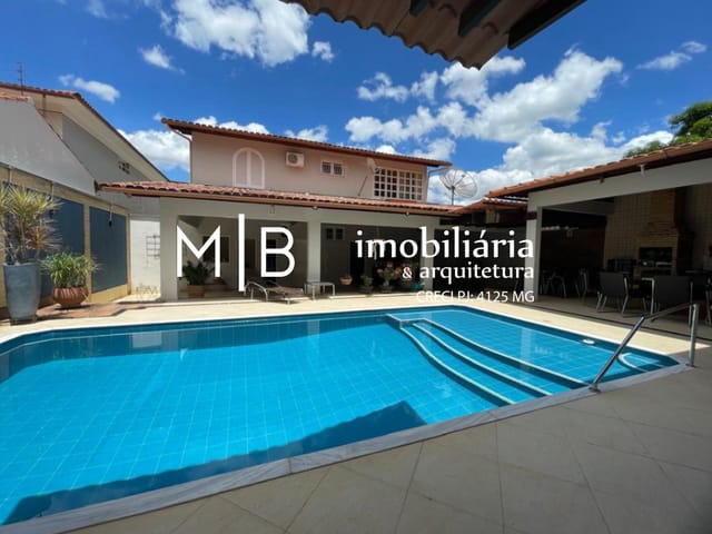 Casa com 600m² 4 quartos e 5 banheiros, à venda, no bairro JARDIM SANTA CRISTINA em CATAGUASES