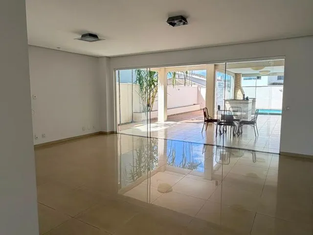 Casa com 440m² 4 quartos e 6 banheiros, para alugar, no bairro Cidade Vera Cruz em Aparecida de Goiânia