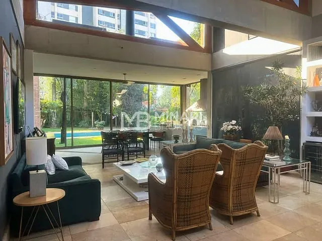 Casa com 950m² 4 quartos e 6 banheiros, à venda, no bairro Alphaville Residencial Um em Barueri
