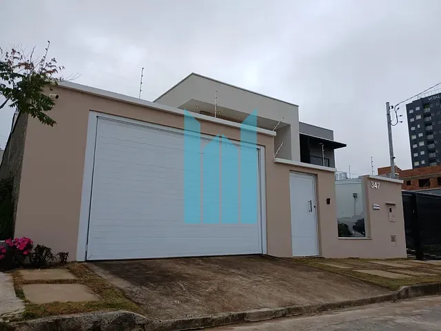 Casa 3 quartos e 2 banheiros, à venda, no bairro Jardins de Florença em Poços de Caldas