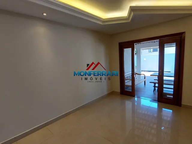 Casa com 434m² 3 quartos e 5 banheiros, para alugar, no bairro Jardins Viena em Aparecida De Goiânia