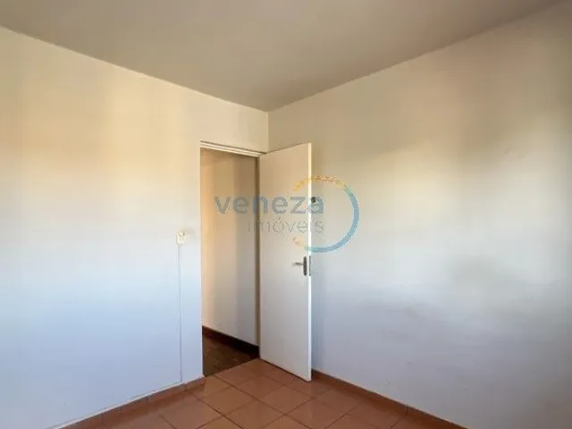 Casa com 116m² 4 quartos e 2 banheiros, à venda, no bairro SANTA MARIA em Londrina