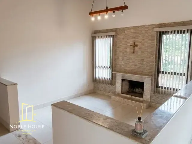 Casa 3 quartos e 6 banheiros, à venda ou para alugar, no bairro Marambaia em Vinhedo
