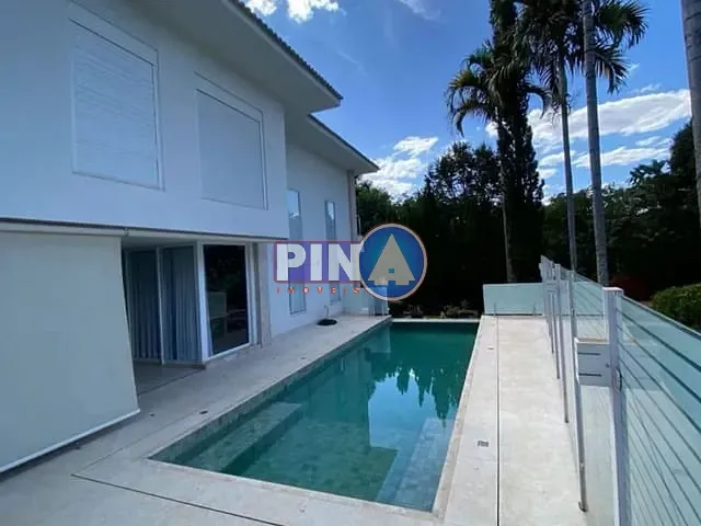 Casa com 472m² 4 quartos e 5 banheiros, à venda, no bairro Jardins Valência em Goiânia