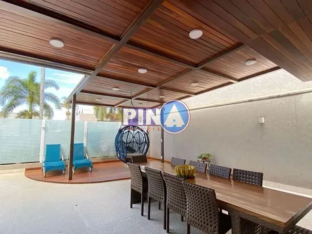 Casa com 472m² 4 quartos e 5 banheiros, à venda, no bairro Jardins Valência em Goiânia