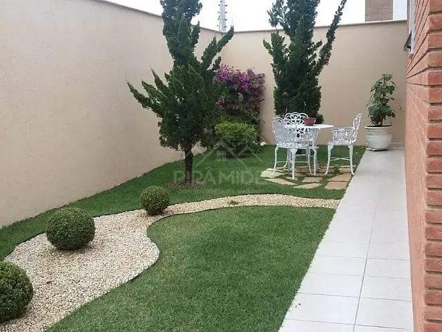 Casa com 276m² 3 quartos e 3 banheiros, à venda, no bairro Jardim Carolina em Poços de Caldas