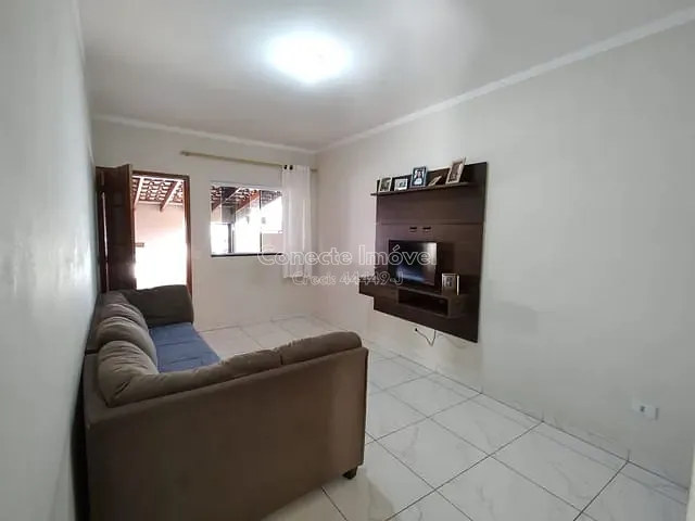Casa com 180m² 3 quartos e 3 banheiros, à venda, no bairro Parque Florianópolis em Jaguariúna