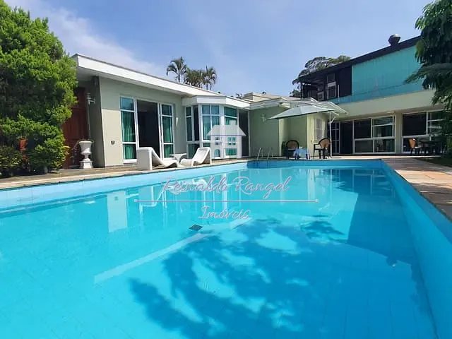 Casa com 1069m² 4 quartos e 6 banheiros, à venda, no bairro Jardim Marajoara em São Paulo