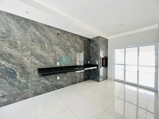 Casa com 202m² 3 quartos e 3 banheiros, à venda, no bairro Setor Dona Matilde em Catalão