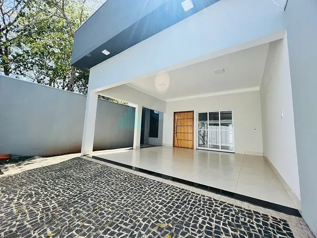 Casa com 202m² 3 quartos e 3 banheiros, à venda, no bairro Setor Dona Matilde em Catalão