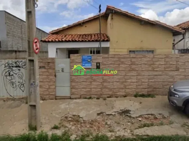 Casa com 402m² 3 quartos e 1 banheiro, à venda, no bairro Centro em Teresina