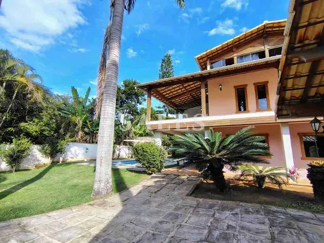 Casa com 2550m² 5 quartos e 7 banheiros, para alugar, no bairro Jardim L Ermitage em Juiz de Fora