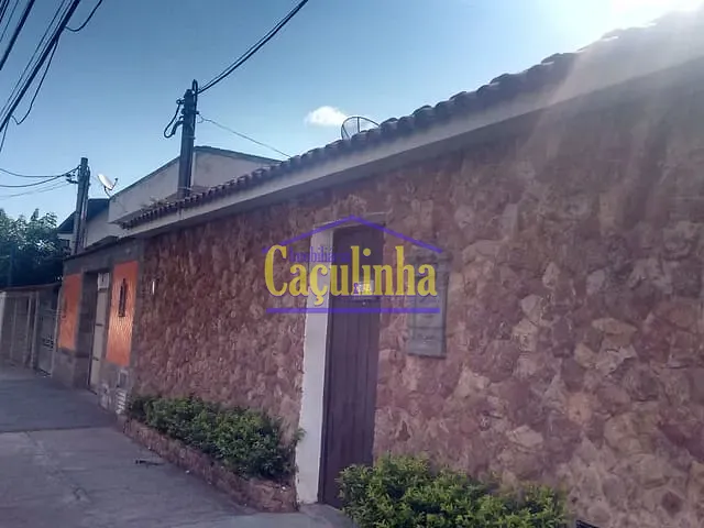 Casa com 250m² 2 quartos e 4 banheiros, à venda, no bairro Centro em Barra do Piraí
