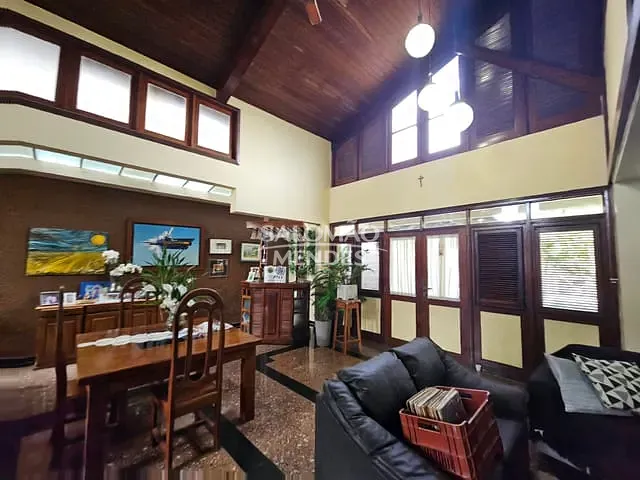 Casa 3 quartos e 4 banheiros, à venda, no bairro Coqueiro em Ananindeua