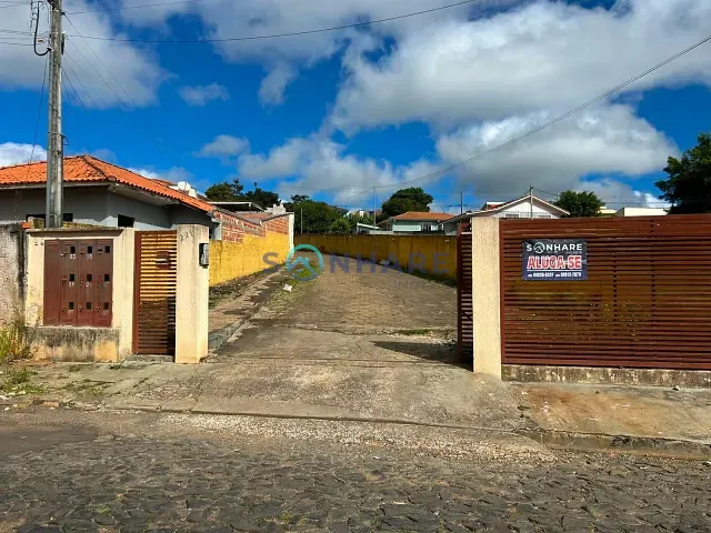 Casa 3 quartos e 1 banheiro, para alugar, no bairro Jardim Ambiental em Siqueira Campos