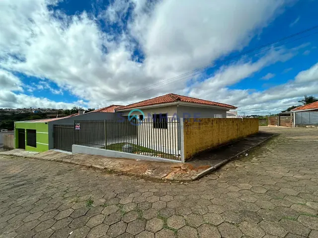 Casa 3 quartos e 1 banheiro, para alugar, no bairro Jardim Ambiental em Siqueira Campos
