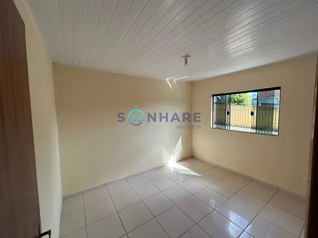 Casa 3 quartos e 1 banheiro, para alugar, no bairro Jardim Ambiental em Siqueira Campos