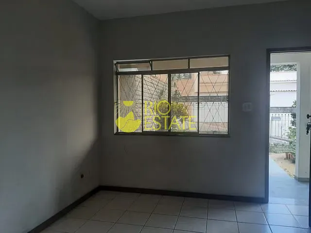 Casa com 200m² 2 quartos e 1 banheiro, à venda, no bairro Água Limpa em Volta Redonda