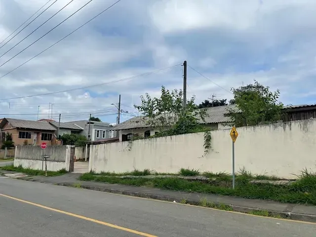 Casa com 121m² 3 quartos e 2 banheiros, à venda, no bairro Canguiri em Colombo