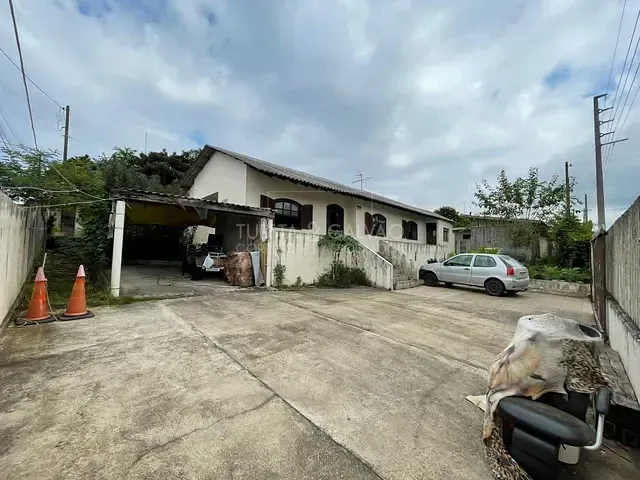 Casa com 121m² 3 quartos e 2 banheiros, à venda, no bairro Canguiri em Colombo