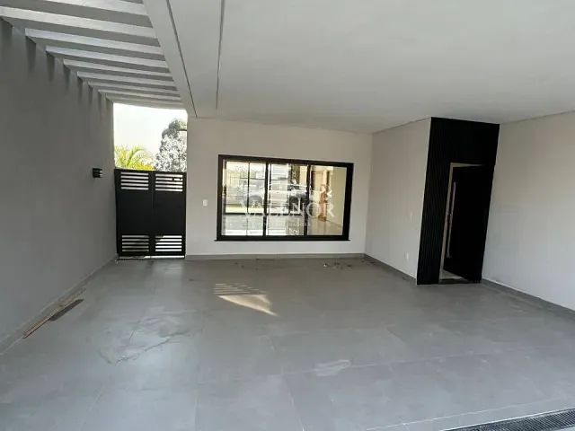 Casa com 300m² 3 quartos e 2 banheiros, à venda, no bairro São Venancio em Itupeva
