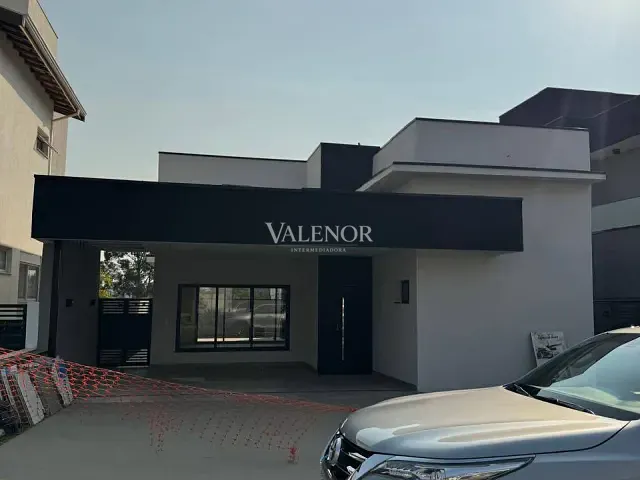 Casa com 300m² 3 quartos e 2 banheiros, à venda, no bairro São Venancio em Itupeva