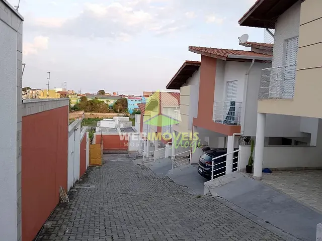 Casa com 125m² 3 quartos e 3 banheiros, à venda, no bairro Vila Oliveira em Mogi das Cruzes