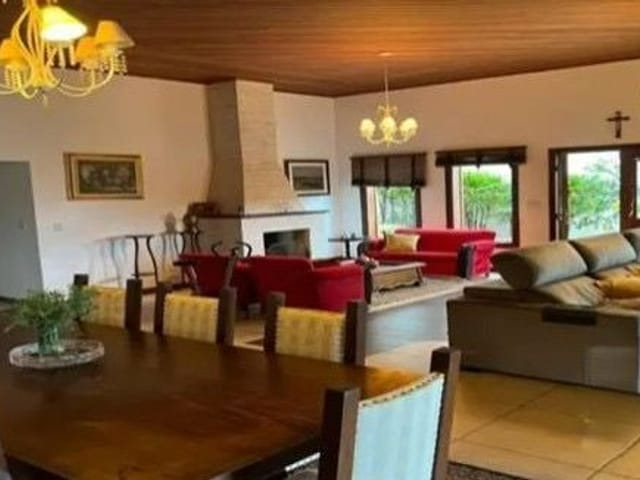 Casa com 82930m², à venda, no bairro Edith Lopes em Cambuí
