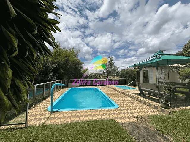 Casa com 2000m² 7 quartos e 3 banheiros, à venda, no bairro Condomínio Vale do Ouro em Ribeirão das Neves