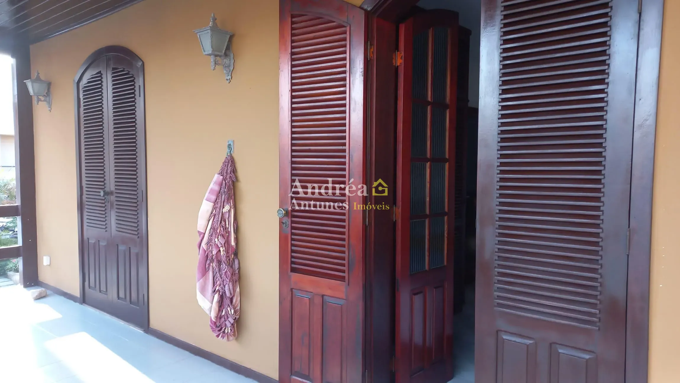 Casa, 4 quartos, 226 m² - Foto 2