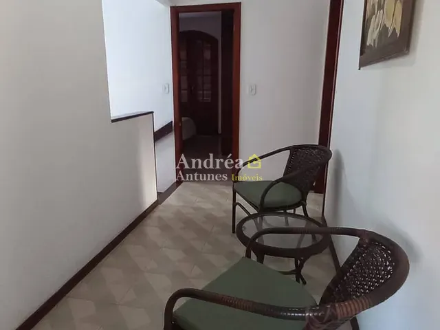 Casa com 510m² 4 quartos e 2 banheiros, à venda, no bairro Praia Grande em Arraial do Cabo