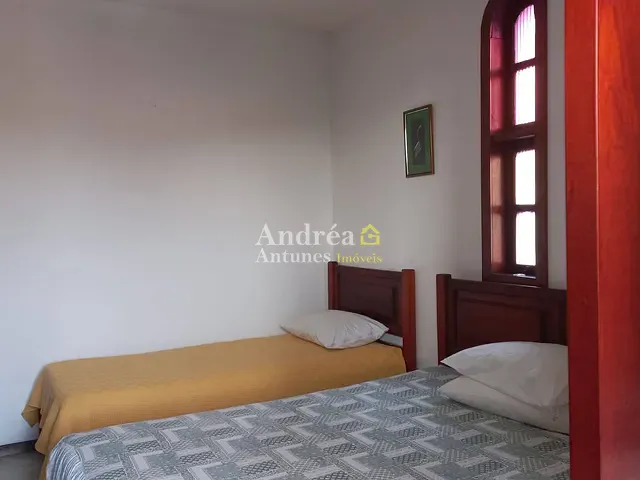 Casa com 510m² 4 quartos e 2 banheiros, à venda, no bairro Praia Grande em Arraial do Cabo