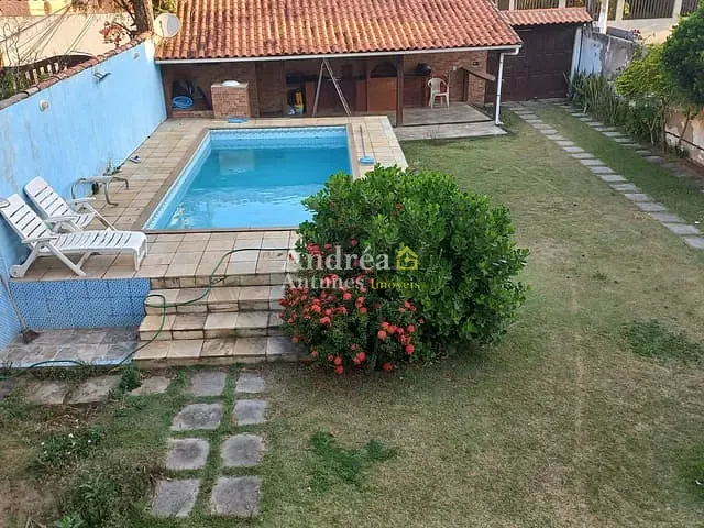 Casa com 510m² 4 quartos e 2 banheiros, à venda, no bairro Praia Grande em Arraial do Cabo