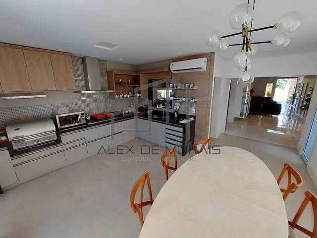 Casa 4 quartos e 7 banheiros, à venda, no bairro Santa Paula I em Vila Velha