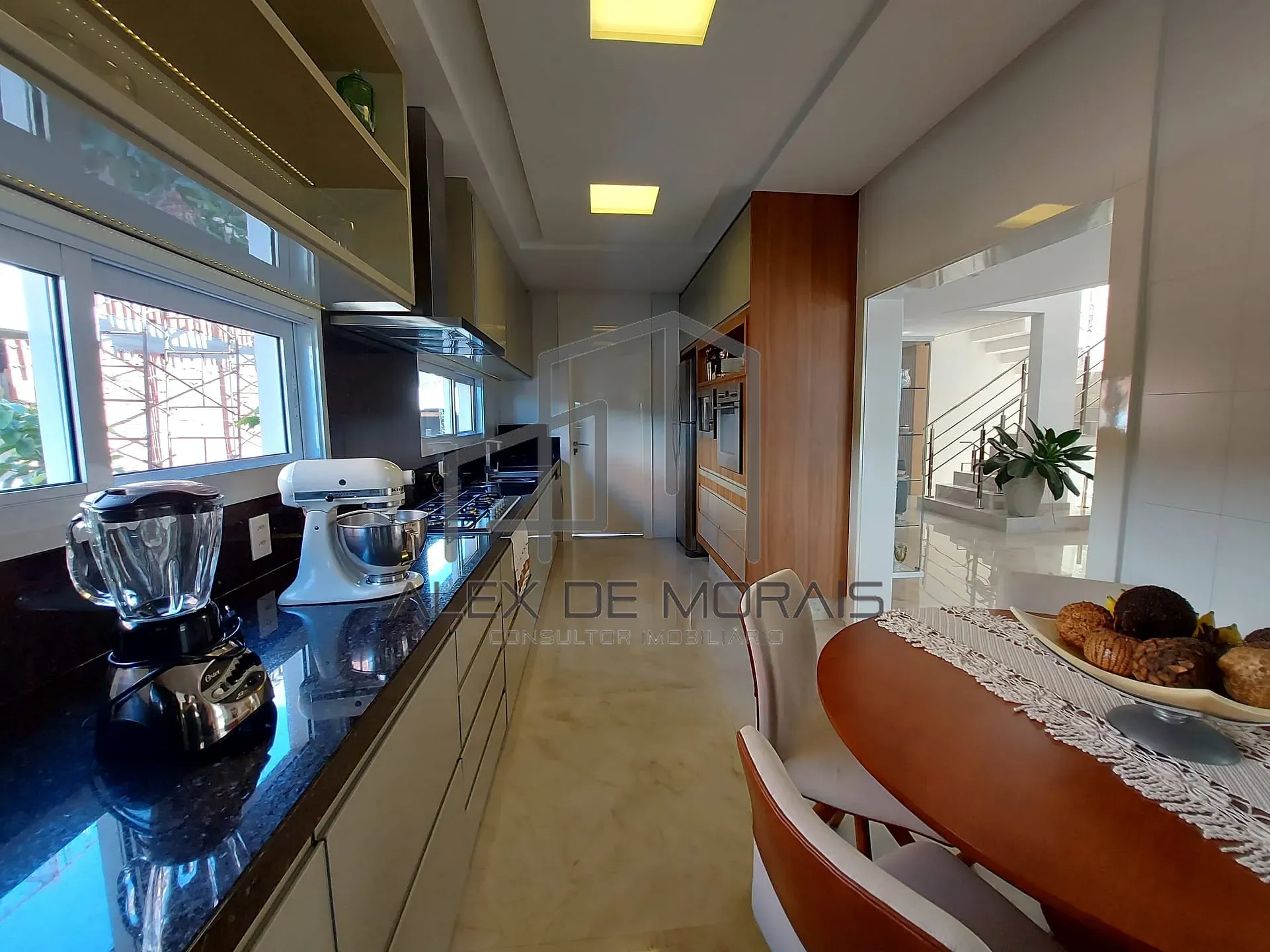 Casa, 4 quartos, 610 m² - Foto 4