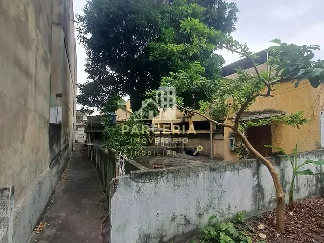 Casa com 500m² 3 quartos e 2 banheiros, à venda, no bairro Centro em São João de Meriti